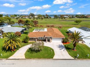 31 Fairway Dr, Cocoa Beach, FL 32931