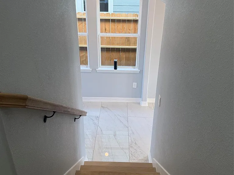9307 Noel St — Photo 10
