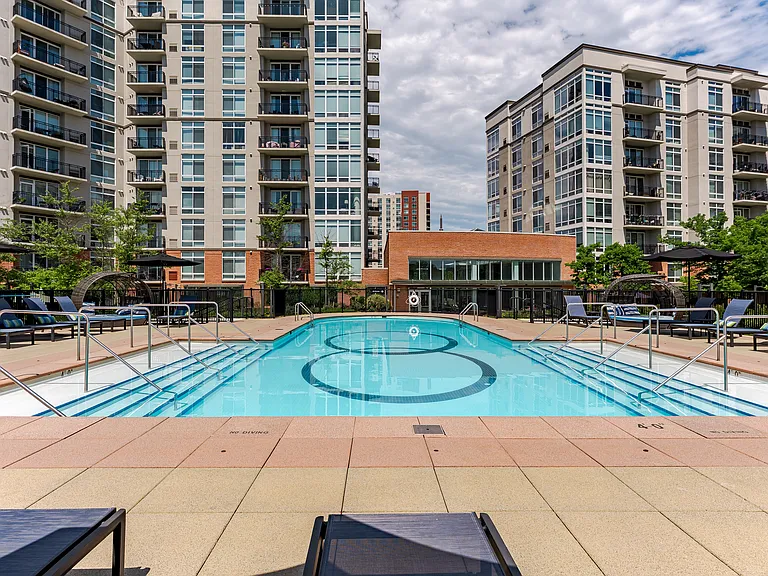 Postmark Apartments — Photo 30