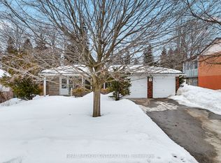 5 Joseph St, Uxbridge, ON L9P 1H9