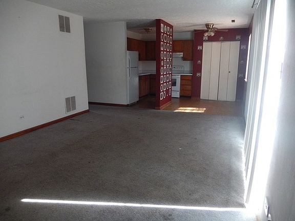2nd image of 1119-A11 S Curtis Ave