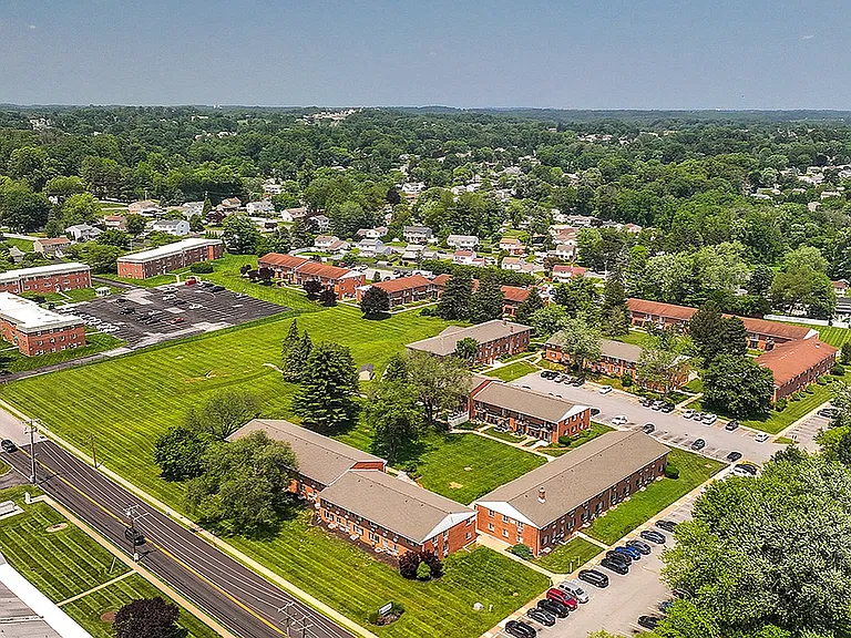 Aerial View - Aston Glen Apartments