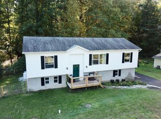 364 Rolling Ridge Rd, Montague, NJ 07827