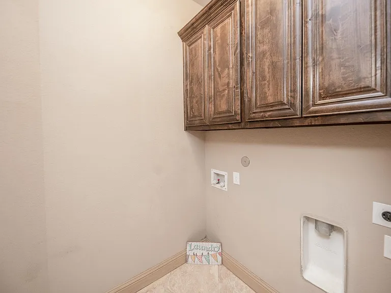 2443 Grey Reef Dr — Photo 37