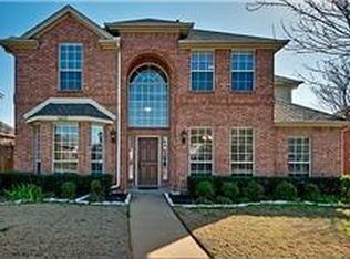 1422 Flamingo Dr, Lewisville, TX 75077