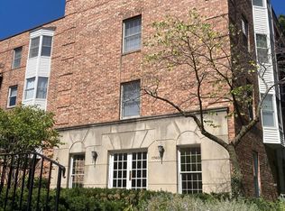 1700 Hinman Ave APT 2A, Evanston, IL 60201