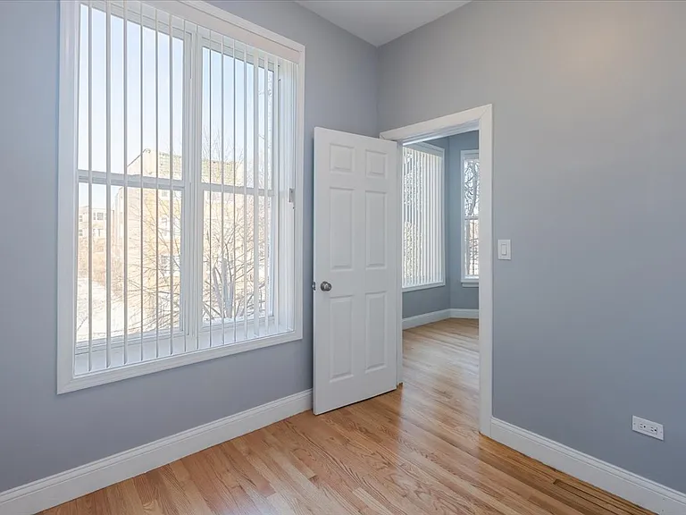 4211 W Gladys Ave #2 — Photo 6