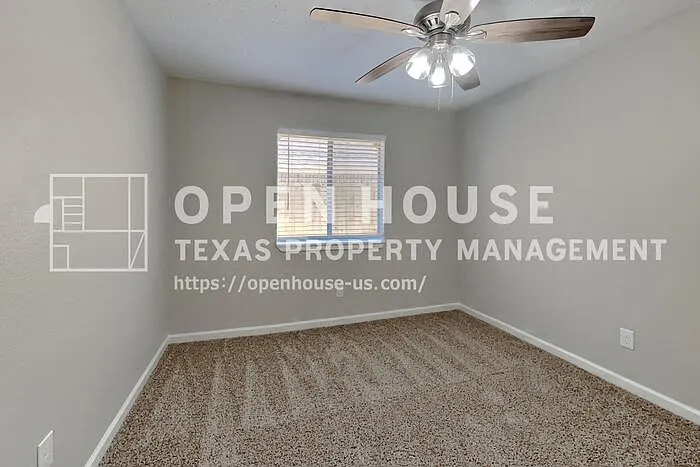 2314 Pebbledowne Cir — Photo 16