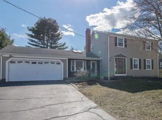 43 Tanglewood Dr, Riverside, RI 02915