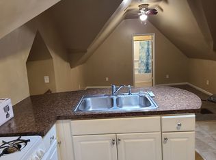 914 S Center St #3, Bloomington, IL 61701