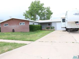 2916 Palo Alto St, Carlsbad, NM 88220