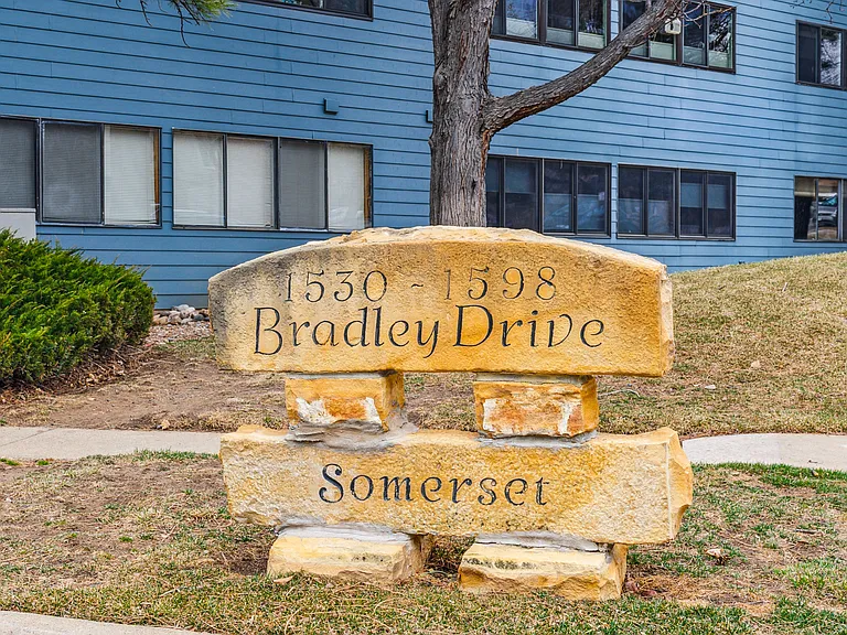 1534 Bradley Dr — Photo 46