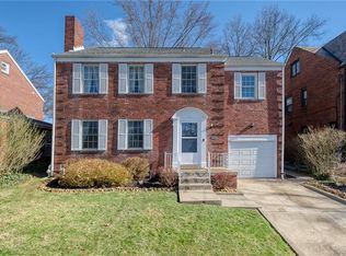 2353 Hollywood Dr, Pittsburgh, PA 15235