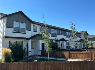 1202 NW Upas Pl, Redmond, OR 97756