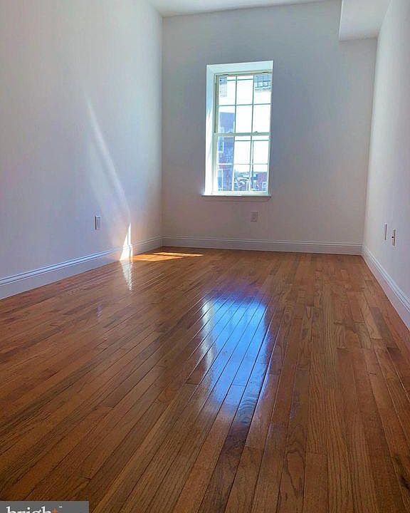 2nd image of 1704 E Passyunk Ave #1