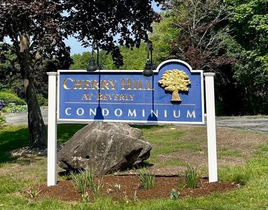 2 Duck Pond Rd APT 106, Beverly, MA, 01915