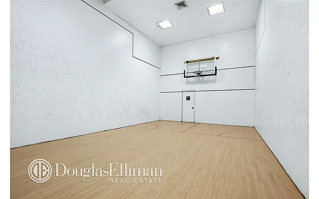 Sold by Douglas Elliman | media 10