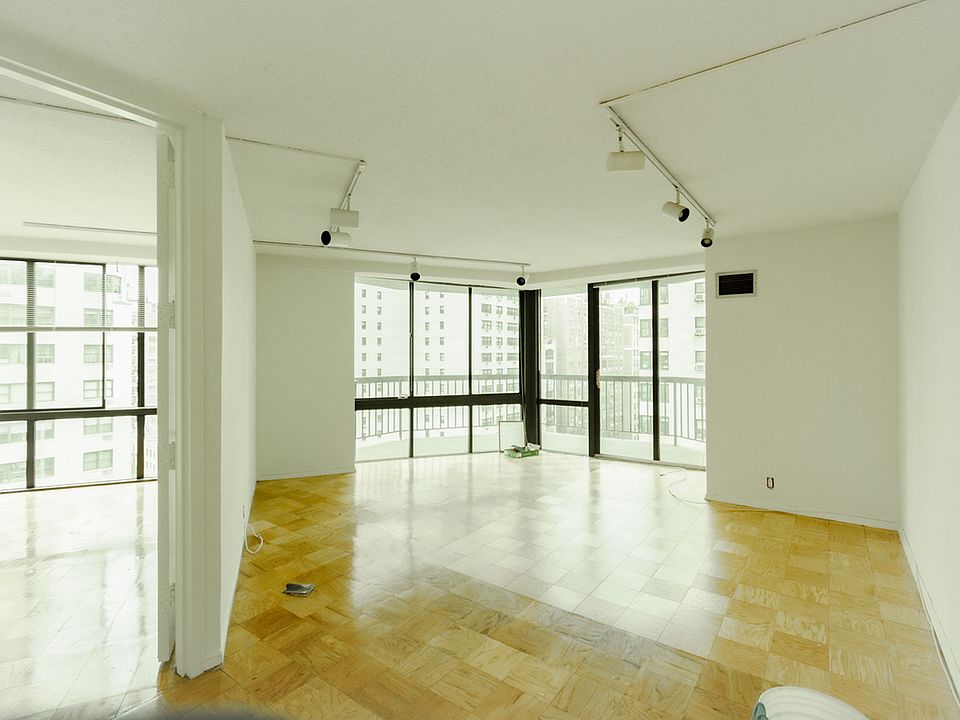 1st image of 360 E 57th St #7AA