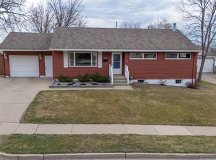 2421 E Avenue C, Bismarck, ND 58501