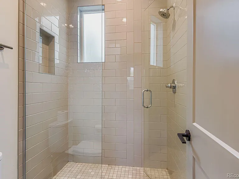 1280 E Hampden Ave #B — Photo 16