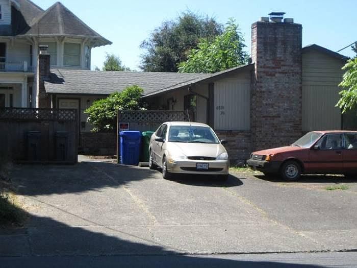 Front of Duplex Courtyard