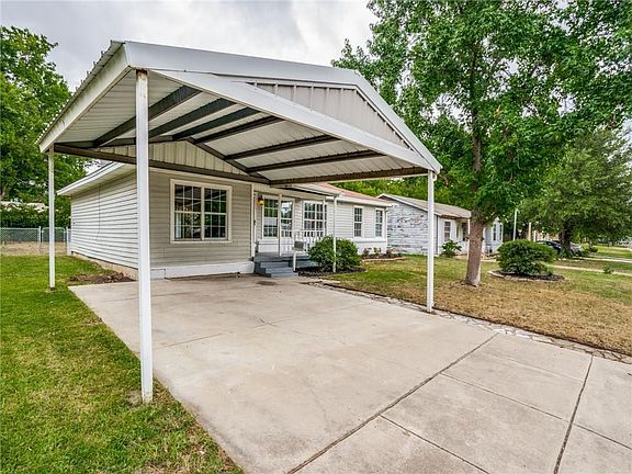 3rd image of 4917 Sabelle Ln