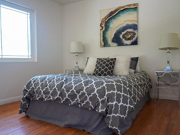 5th image of 670 Grand Fir Ave #3