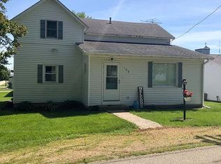 108 E Van Buren St, Ohio, IL 61349