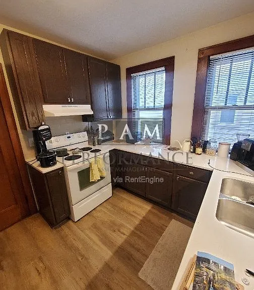 6628 W Lloyd St — Photo 9