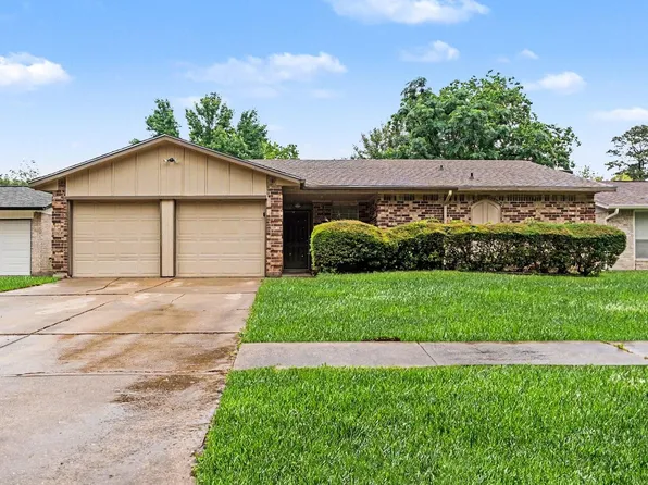 6907 Foxside Ln, Humble, TX 77338