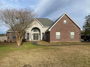 19 Colonial Ln, Carriere, MS 39426