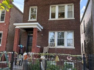 3136 W 41st St #2, Chicago, IL 60632