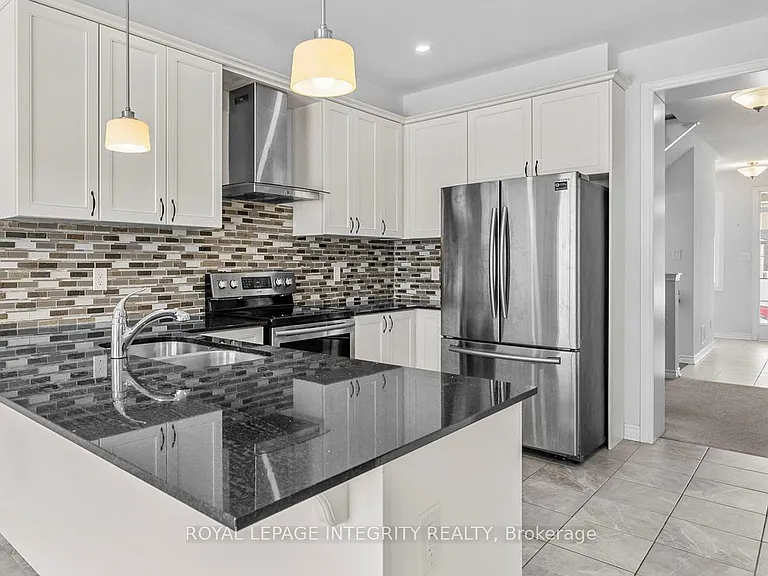 163 Cranesbill Rd — Photo 7