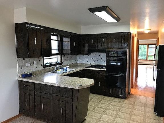 5th image of 5653 W Windsor Ave #2