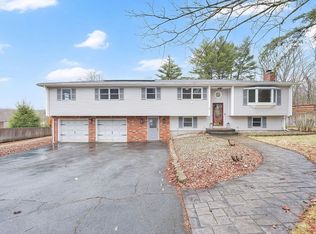 25 Fox Hill Rd, Ludlow, MA 01056