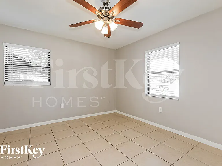 8313 Oleander Ln — Photo 14