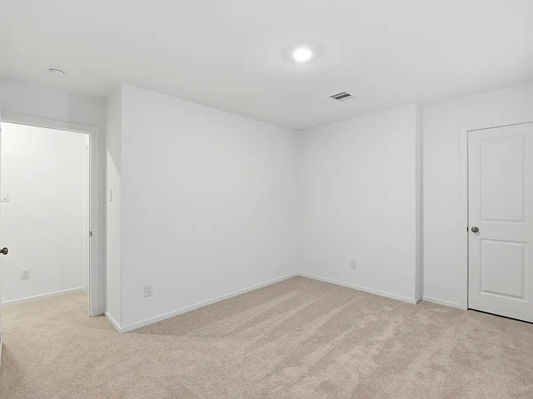 15227 Abella Dr — Photo 33