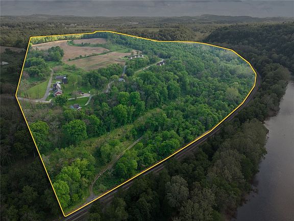 4th image of 375 Reduction Rd