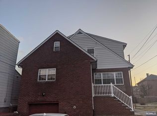 220 Jersey Ave #1, Cliffside Park, NJ 07010