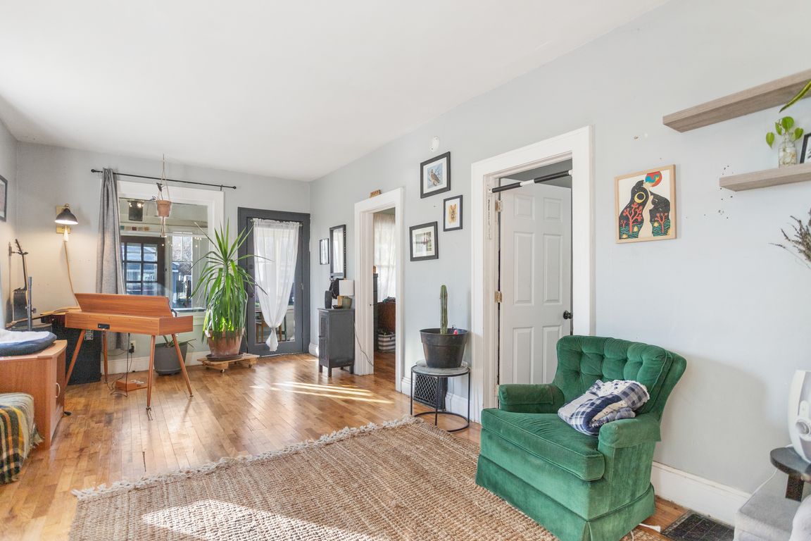 next background image