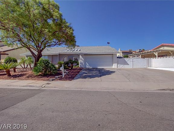 2nd image of 1525 Marita Dr