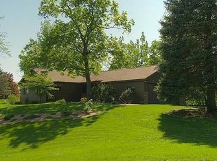 N4673 Crestwood Ln, Onalaska, WI 54650