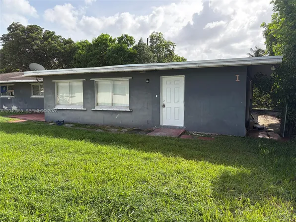 5853 McKinley St #3, Hollywood, FL 33021