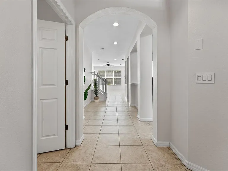 14055 Waterville Cir — Photo 2