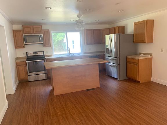 2nd image of 3280 NE State Road 47