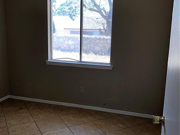 5th image of 1739 Jerry Abbott St #0