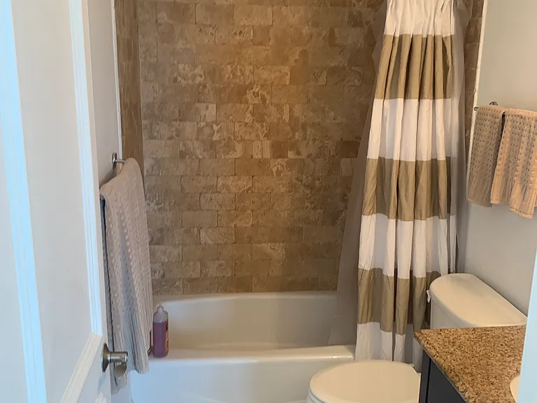 905 Brickell Bay Dr #630 — Photo 8