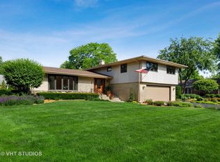 157 Carriage Way Dr, Burr Ridge, IL 60527