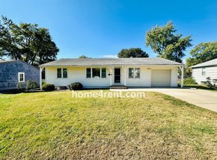 8606 Riggs St, Overland Park, KS 66212