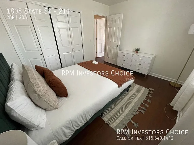 1808 State St #211 — Photo 12